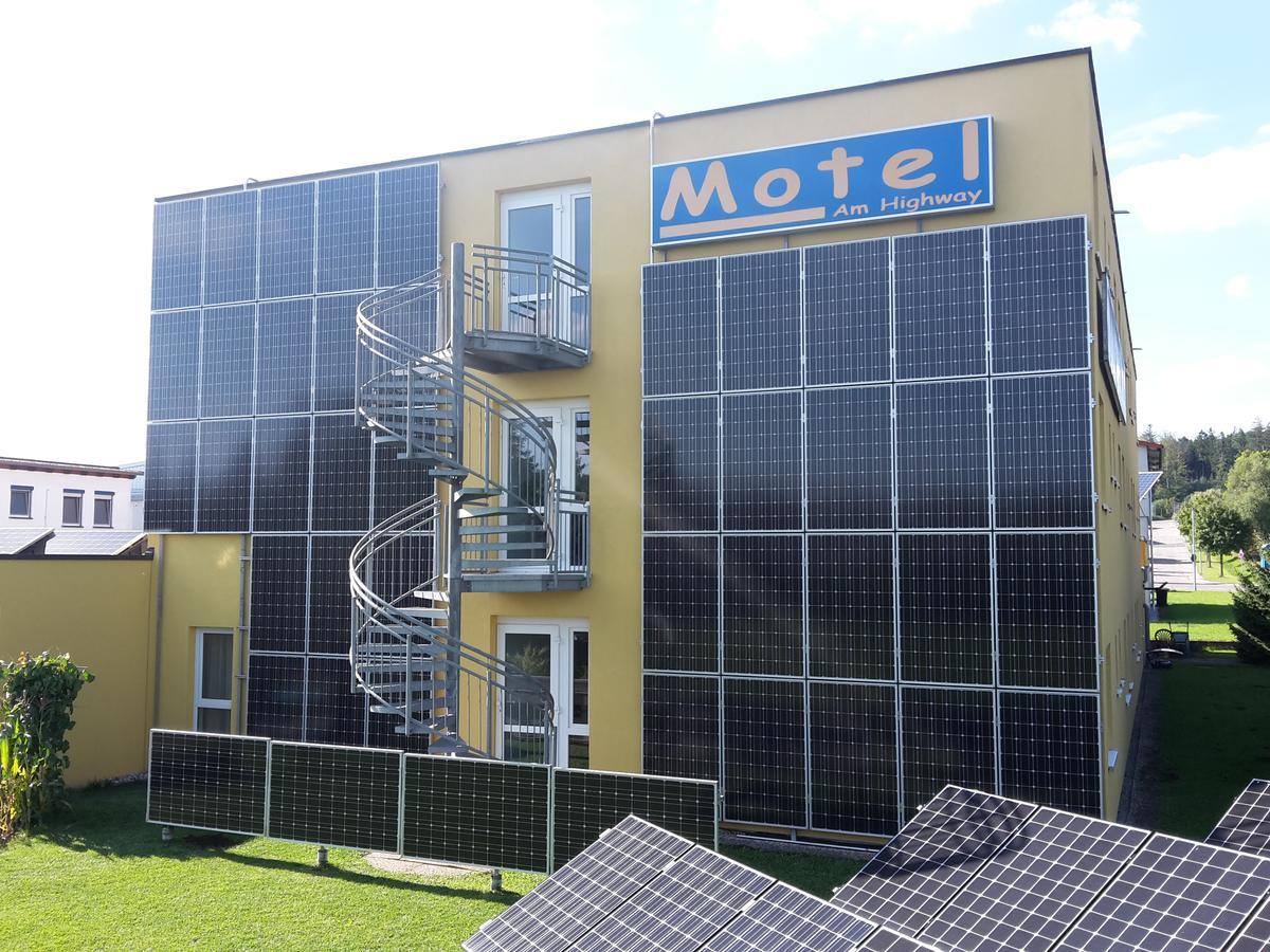 Motel Am Highway Althengstett 外观 照片